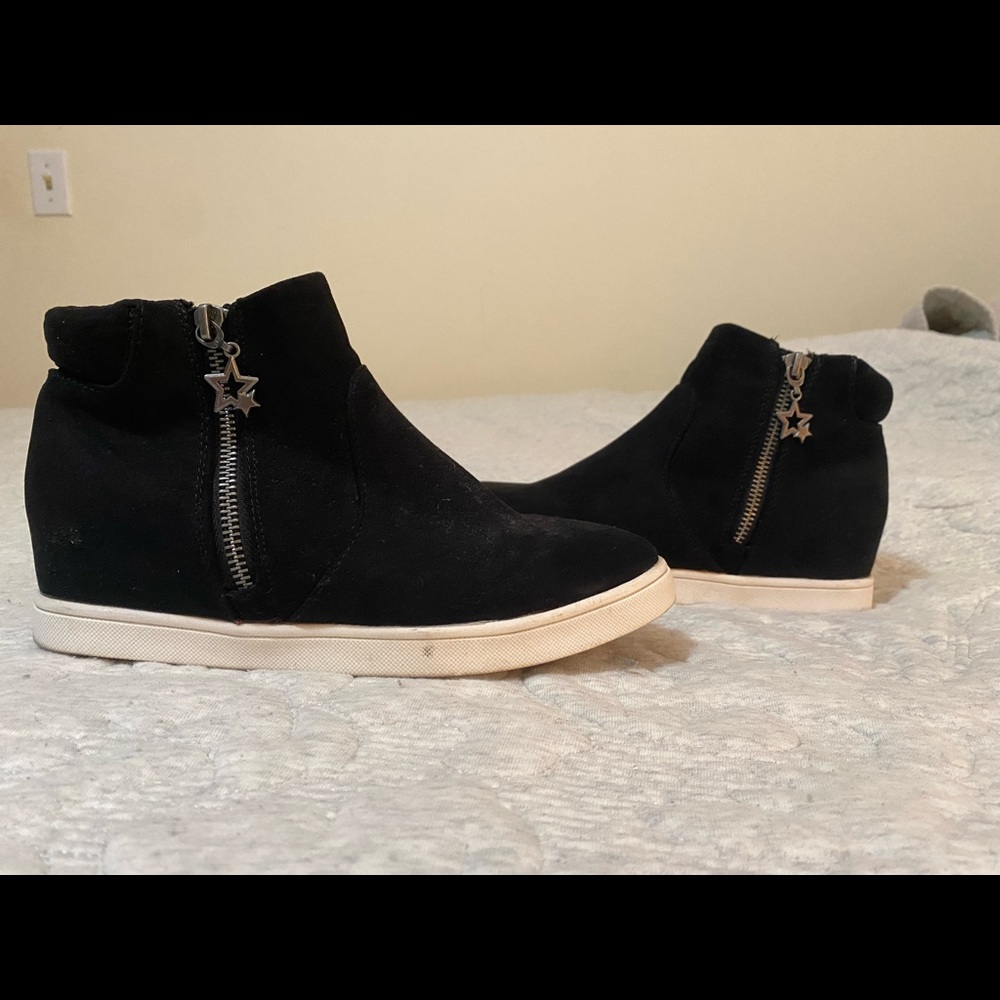 Kids sneakers / womens